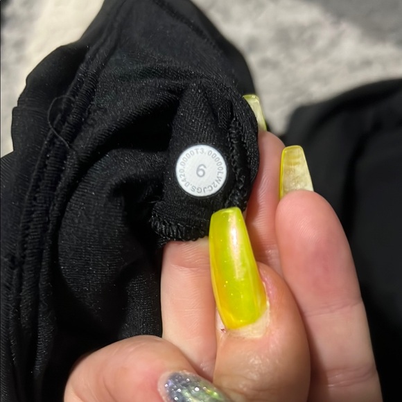 Lululemon Sports Bra - Picture 4 of 4